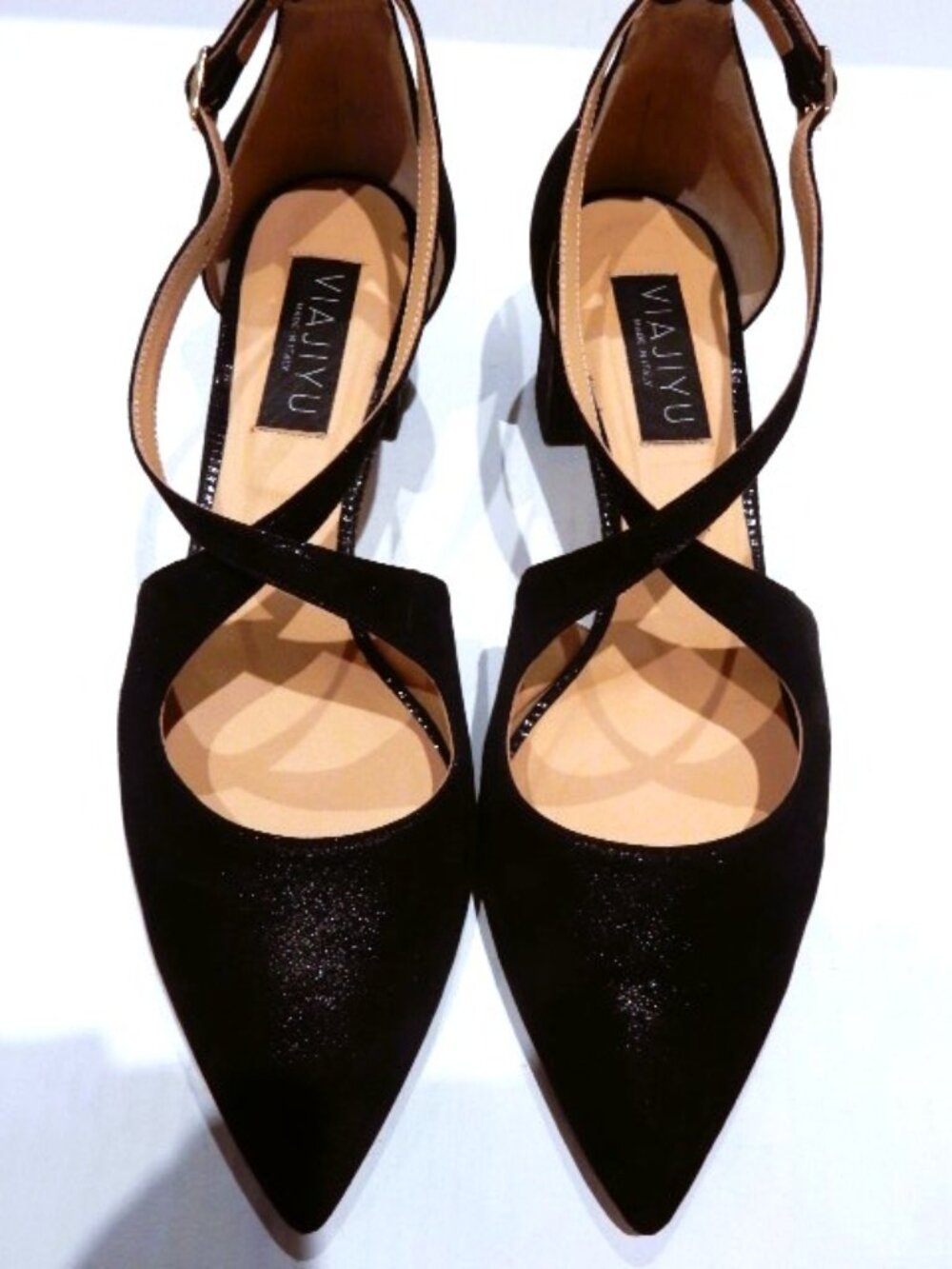 VIAJIYU TEXTURED BLACK STRAPPY PUMPS IN EU 40 / US 9.5 - 10